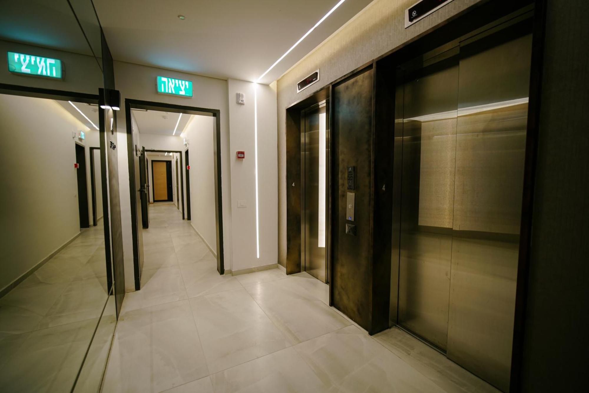 Herzl Luxury Hotel By Nimizz تل أبيب المظهر الخارجي الصورة
